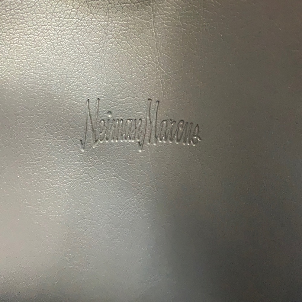 Neiman Marcus silver faux leather with handles tote bag - Picture 11 of 17
